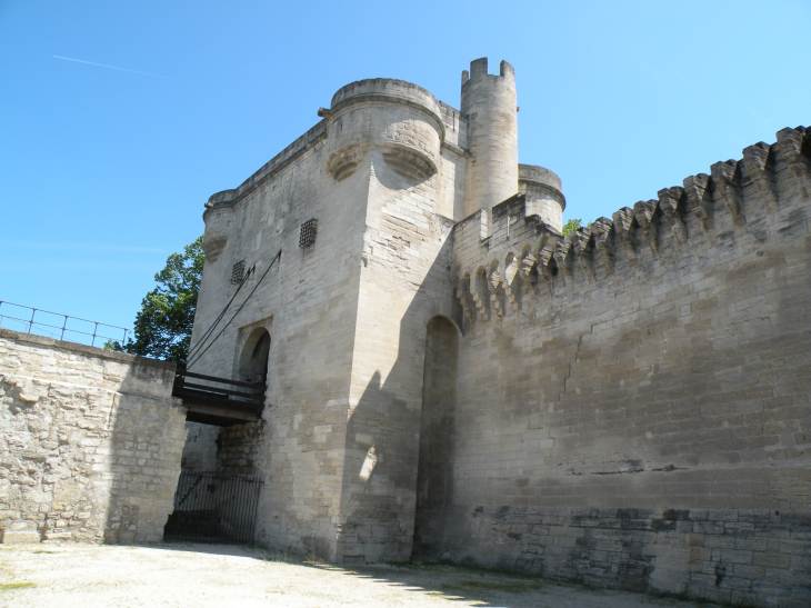  Accès au pont St-Benezet